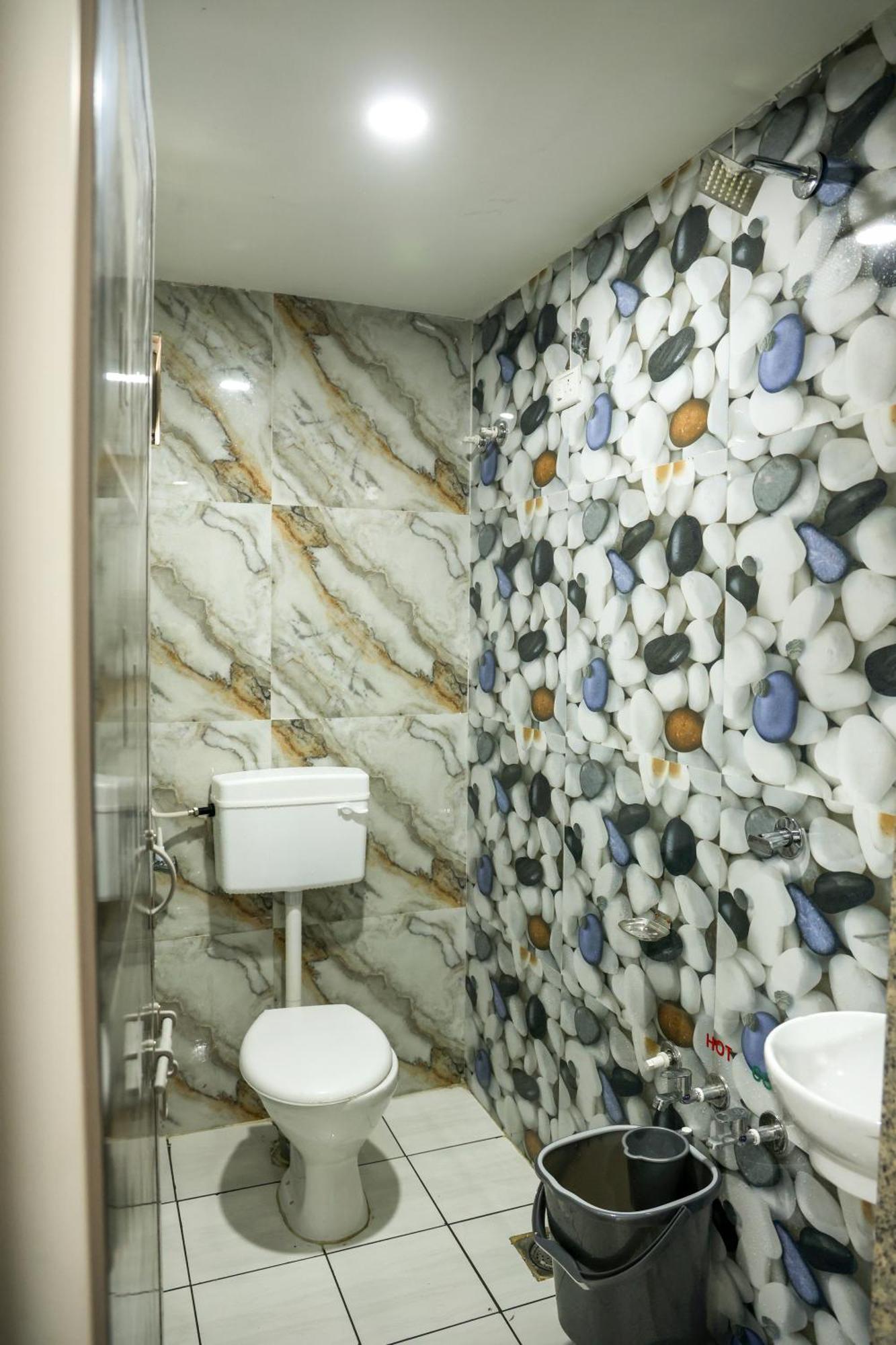 Hotel Aaram Kalupur Ahmadabad Zewnętrze zdjęcie