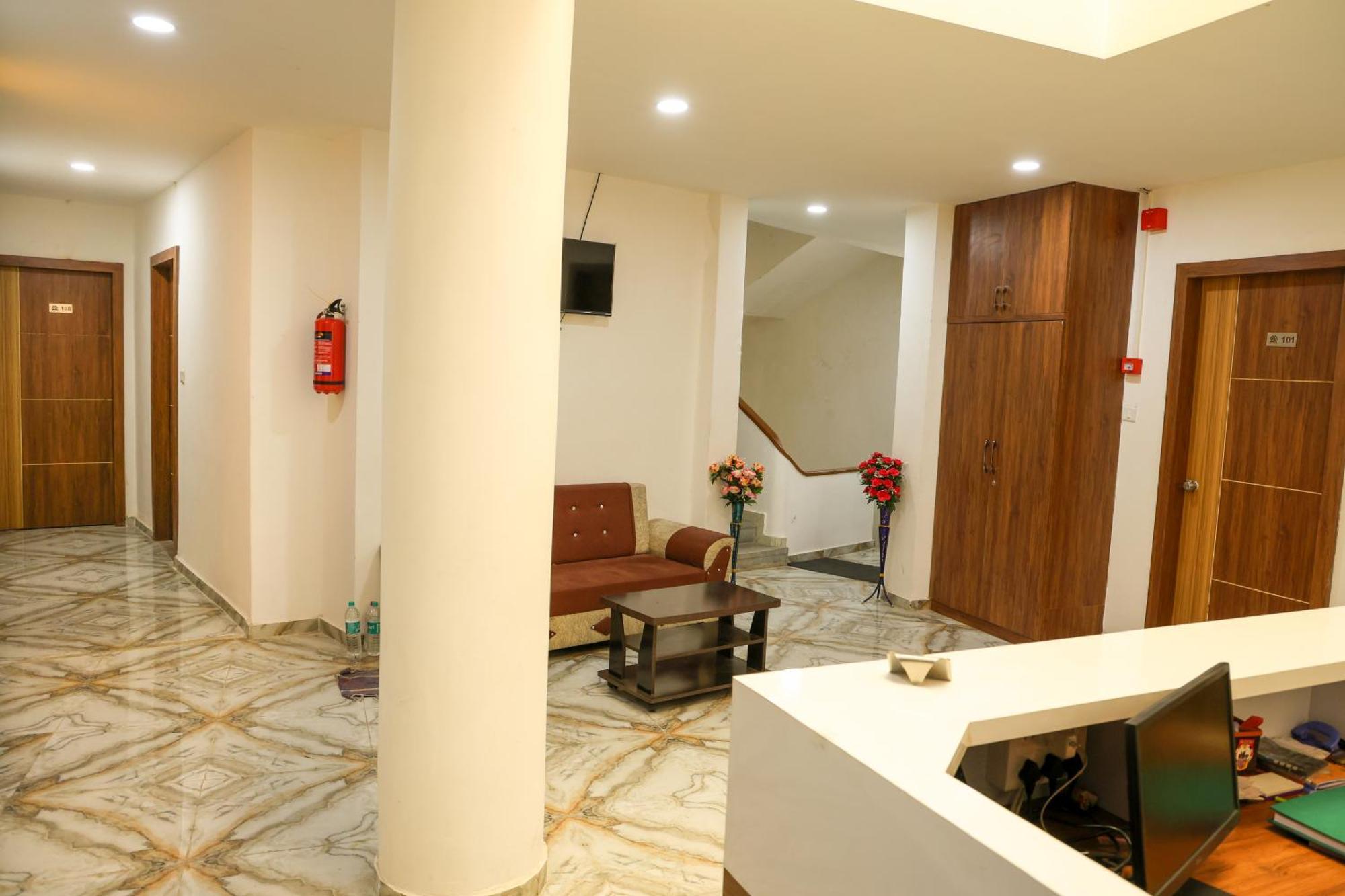 Hotel Aaram Kalupur Ahmadabad Zewnętrze zdjęcie